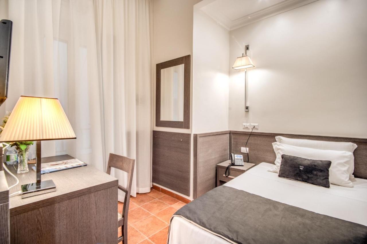 Hotel Mirti Rom Eksteriør billede
